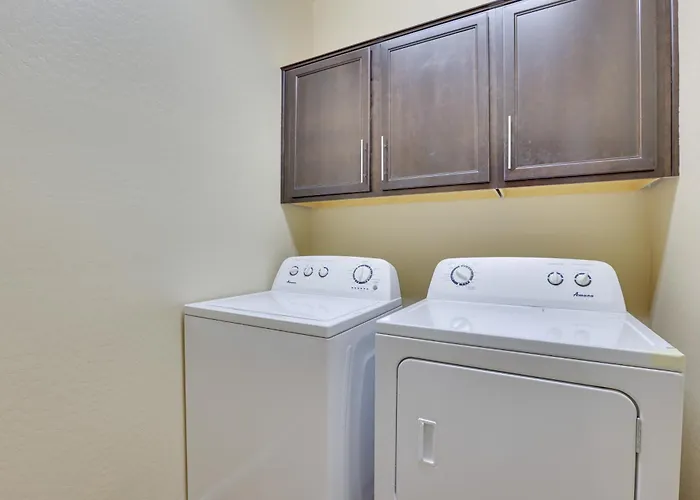 Near Estrella Mtn! Desert Escape W/ Outdoor Oasis Holiday home *