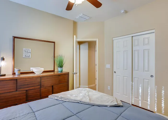 Near Estrella Mtn! Desert Escape W/ Outdoor Oasis Holiday home Liberty